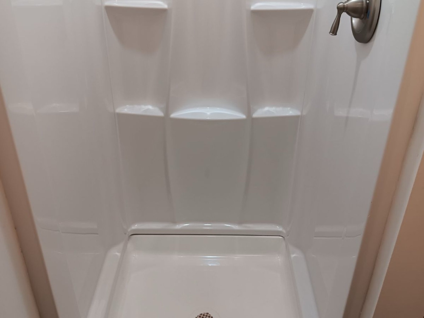Bathrooms project photo 4