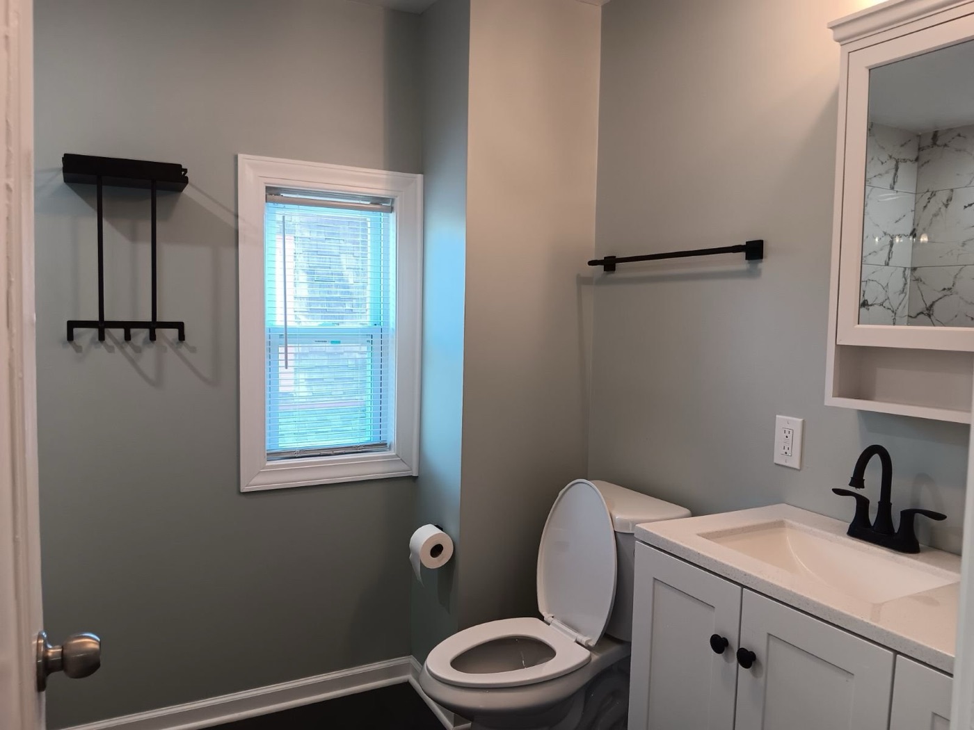 Bathrooms project photo 8